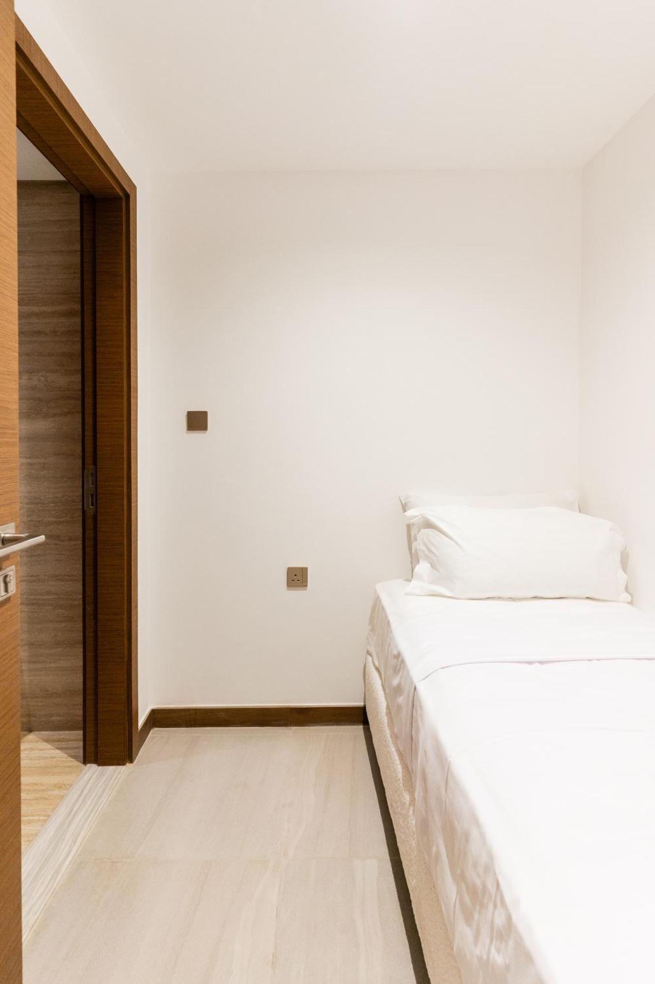 Apartment Dayf-dan Missoni With Private Lift In Business Bay Dubai